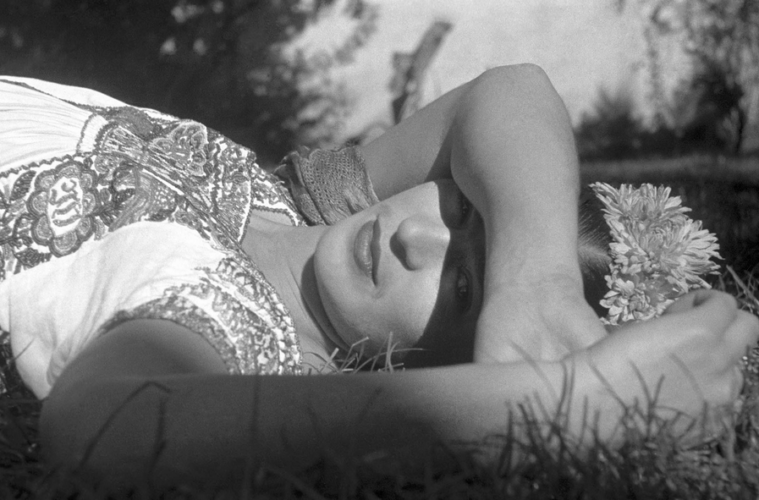 An Inventive New Documentary Gives Us <I>FRIDA</i> In Her Own Words 38 FRIDA