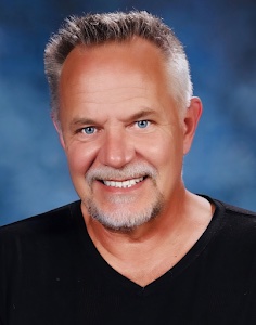 Laughing Through Life: Tom Foss's Guide to Navigating Life's Hiccups 37 Thomas Foss LA Weekly Picture