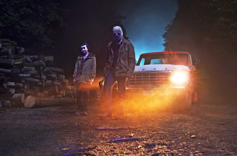 Review: When ‘The Strangers: Chapter 1’ Comes A’Knocking, the Thrills Are Oddly Familiar 38 051524 STRANGERS fr LIONSG