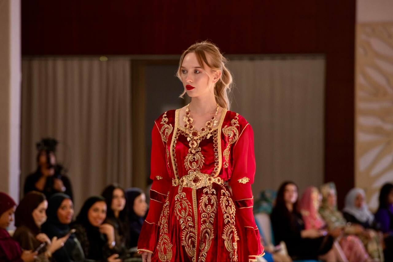 Discover Samar Salmans Marketing Mastery at Alban Fashion Show Dubai Edition 39 IMG 9796