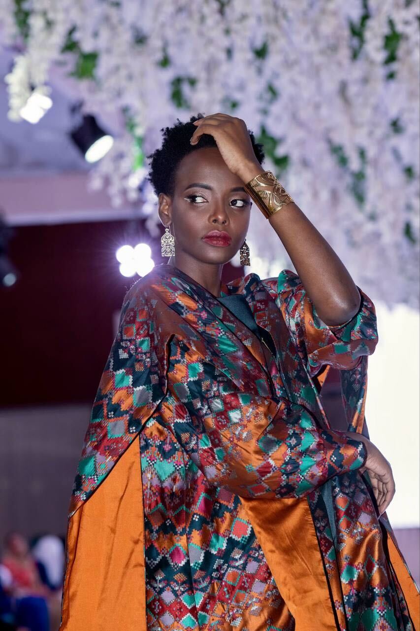 Discover Samar Salmans Marketing Mastery at Alban Fashion Show Dubai Edition 41 IMG 9800