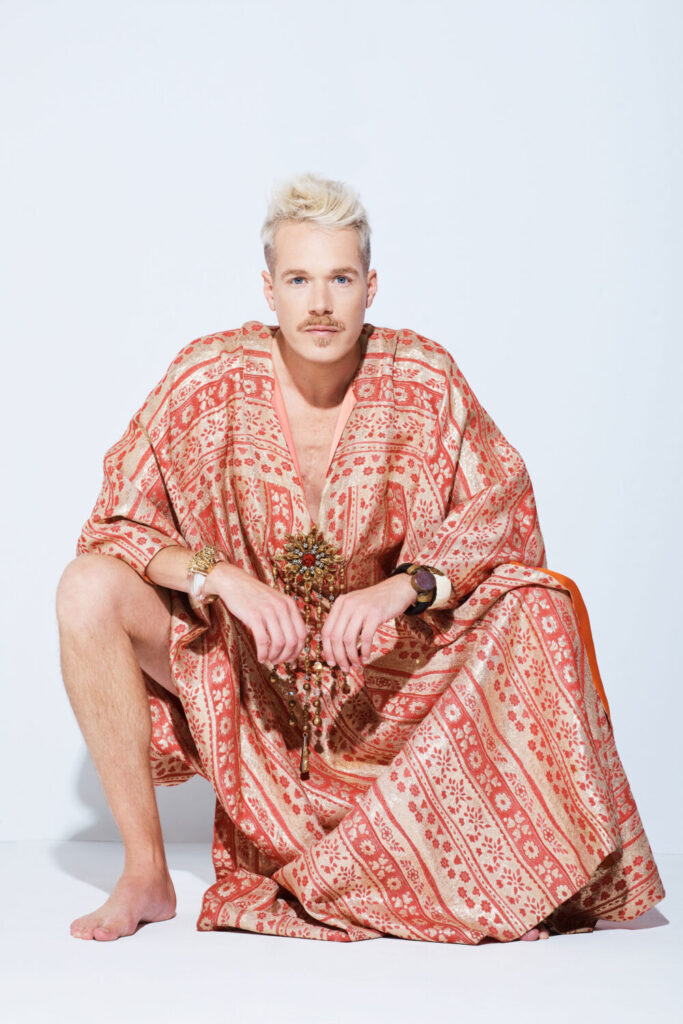 Carole Cook Died For My Sins Comes To The Skylight Theater 40 Mason McCulley