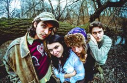 102824 ShowerCurtain FR BC RV