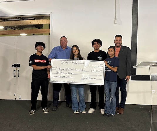 LOCAL TEAMSTERS FIGHT ALONGSIDE COMMUNITY MEMBERS TO KEEP ECOBAT LEAD BATTERY RECYCLING FACILITY DOORS OPEN IN THE CITY OF INDUSTRY 37 Boys and Girls Club Ecobat City of Industry 4 1
