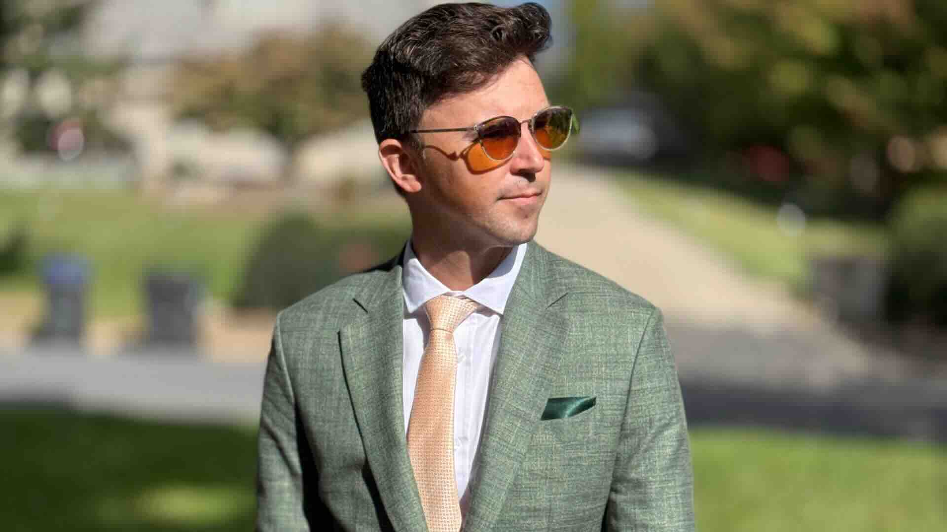The Ultimate December Gift: Surprising with a Custom Suit from Sartoro 37 Sartoro LA Weekly