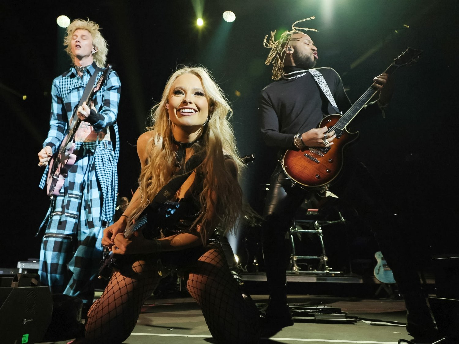 Guitar Phenom Sophie Lloyd Shreds the Whisky in her U.S. Debut 39 IMG 1689