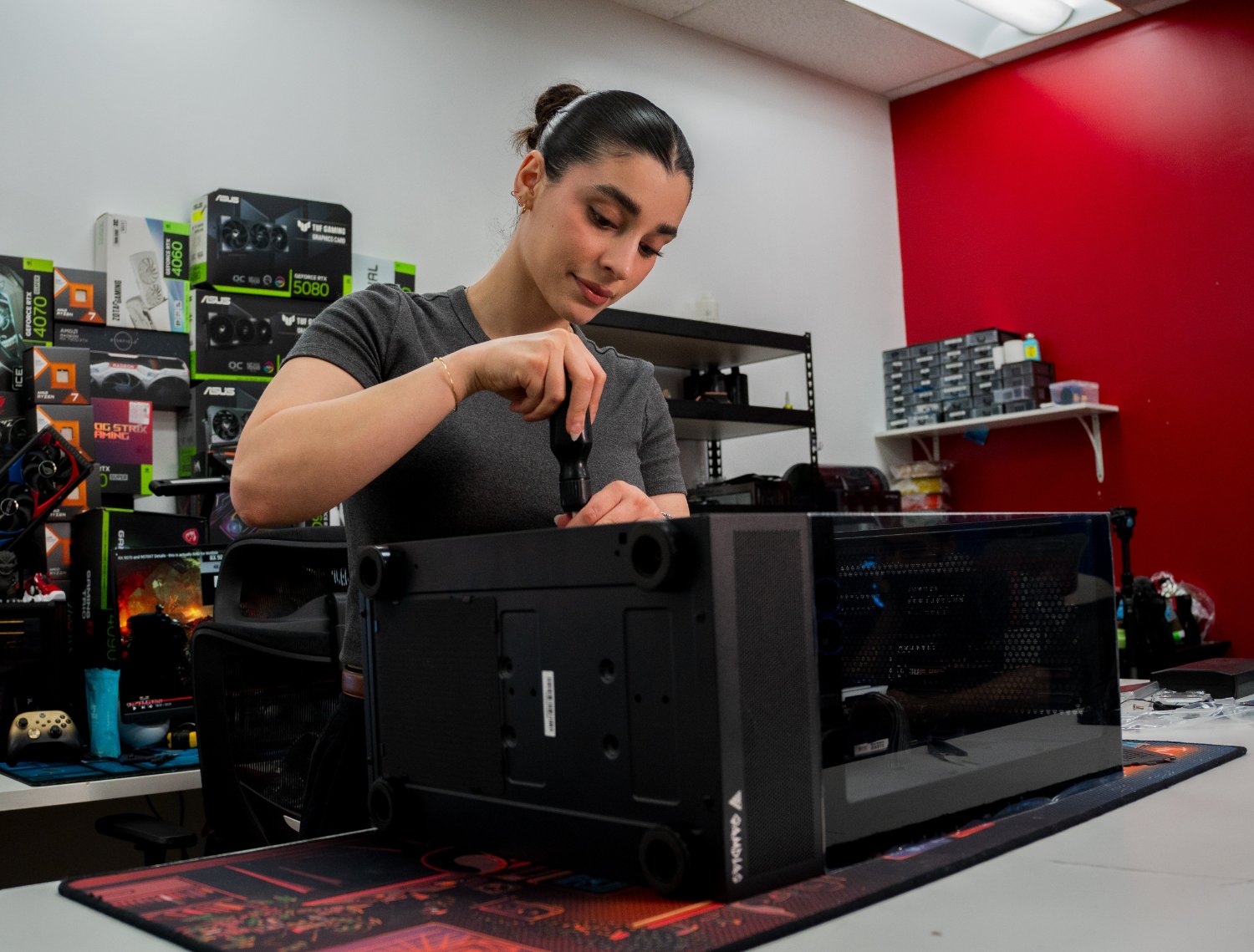 How Hall of Tech’s Ayaat Zuieter Became the PC Build Queen 38 Ayaat Zuieter Hall of Tech 4