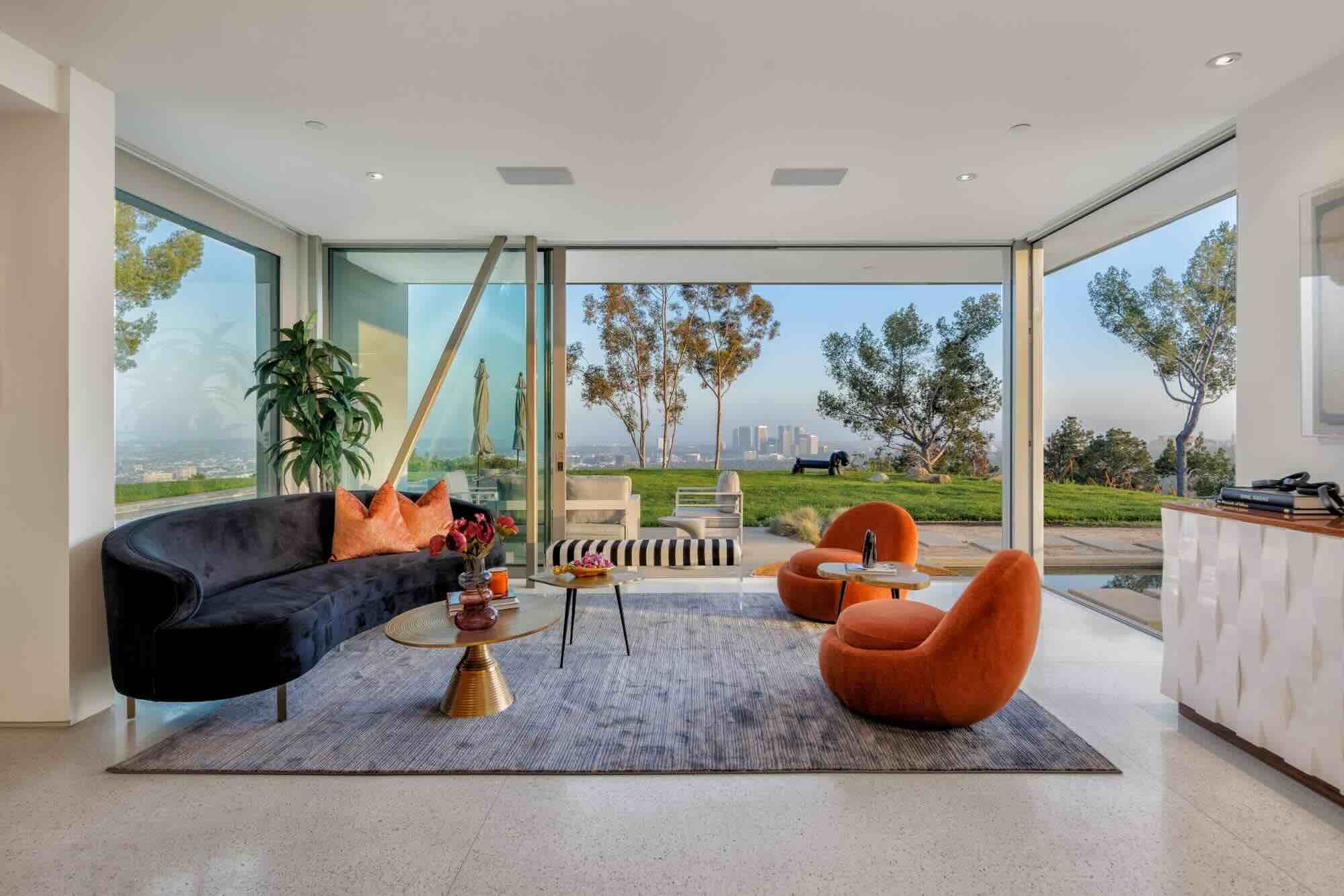 From Hollywood to Wall Street: Why Business Leaders Are Choosing Million Dollar Luxe Villas Over Hotels 39 image1 031425