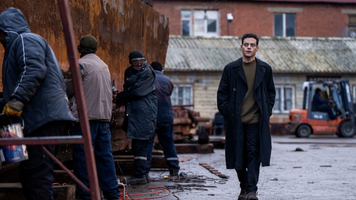 Review: Mission: Acceptable — ‘The Amateur’ Plays It Safe 40 g 20cs theamateur still 5 92b8e274
