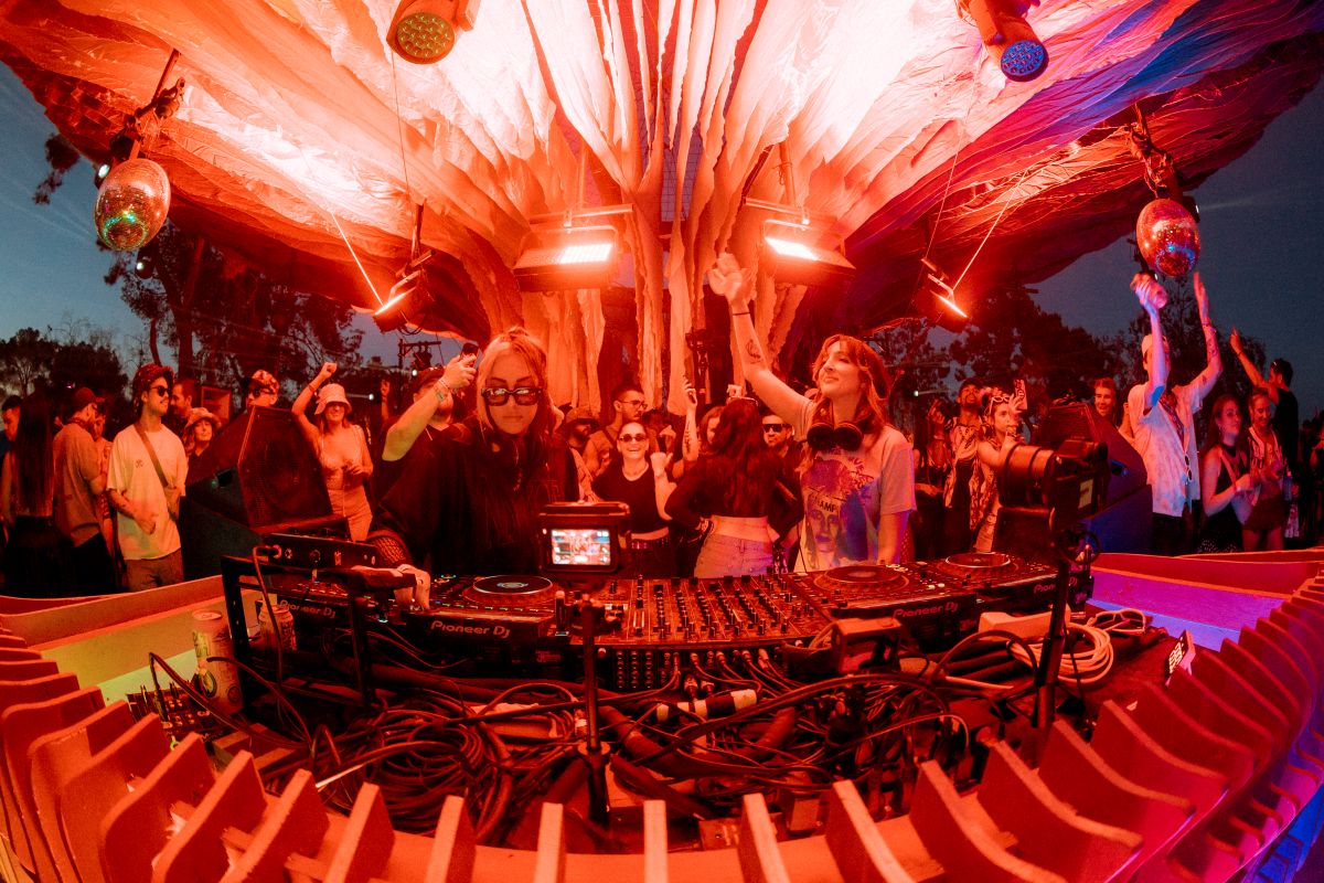 Gallery: Lightning in a Bottle 2025 Kept Energies Cosmic at Buena Vista Lake – with Girl Math and Mary Droppinz 38 LIB2025 0525 192537 02298 @ai.visuals resize