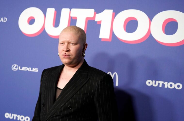 Chameleon Shaun Ross Is Trying To Bring Back The IT Factor 38 Shaun Ross
