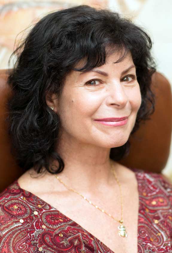 The Light Within Color: Leslie Sloane and the Transformative Power of Auracle’s Colour Therapy 37 image1 06 03 25 757
