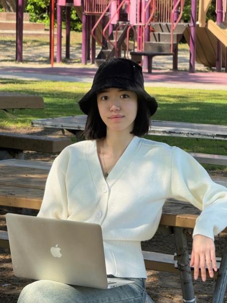 Her Pen. Their Stories. A Global Audience. Tang Yuying and the Transnational Rise of a Female Screenwriter 37 image1 4 keeps chasing me