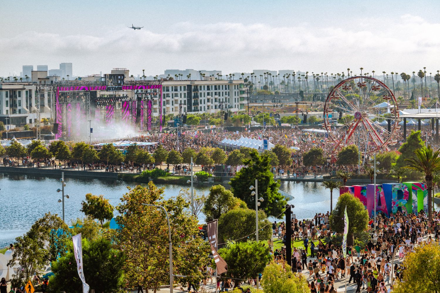 FESTIVAL RECAP: HARD Summer 2025 with Gordo, Deorro, it’s murph, Zoe Gitter & Alex Chapman 44 Jake West for HARD Summer 1