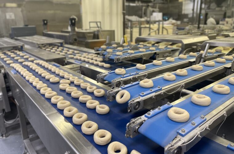Beyond The Bagel Boom: Western Bagel Celebrates 78 Years in LA 38 Western Bagels