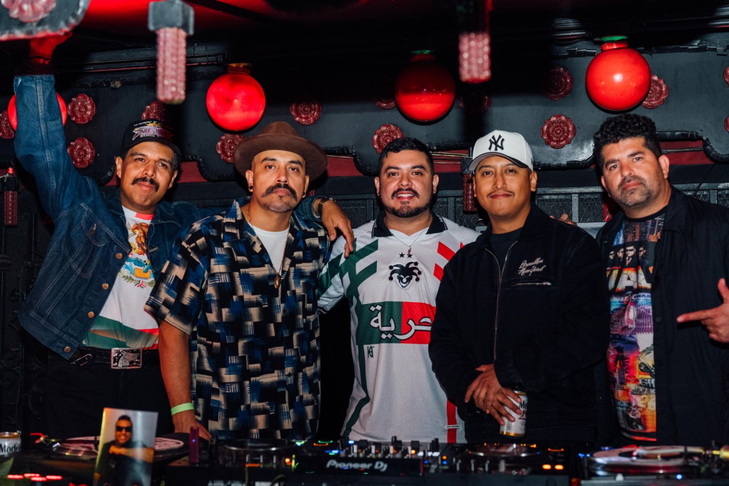 Our Favorite Parties in Los Angeles 2025 47 Noche Romantica Flores de Otay 1