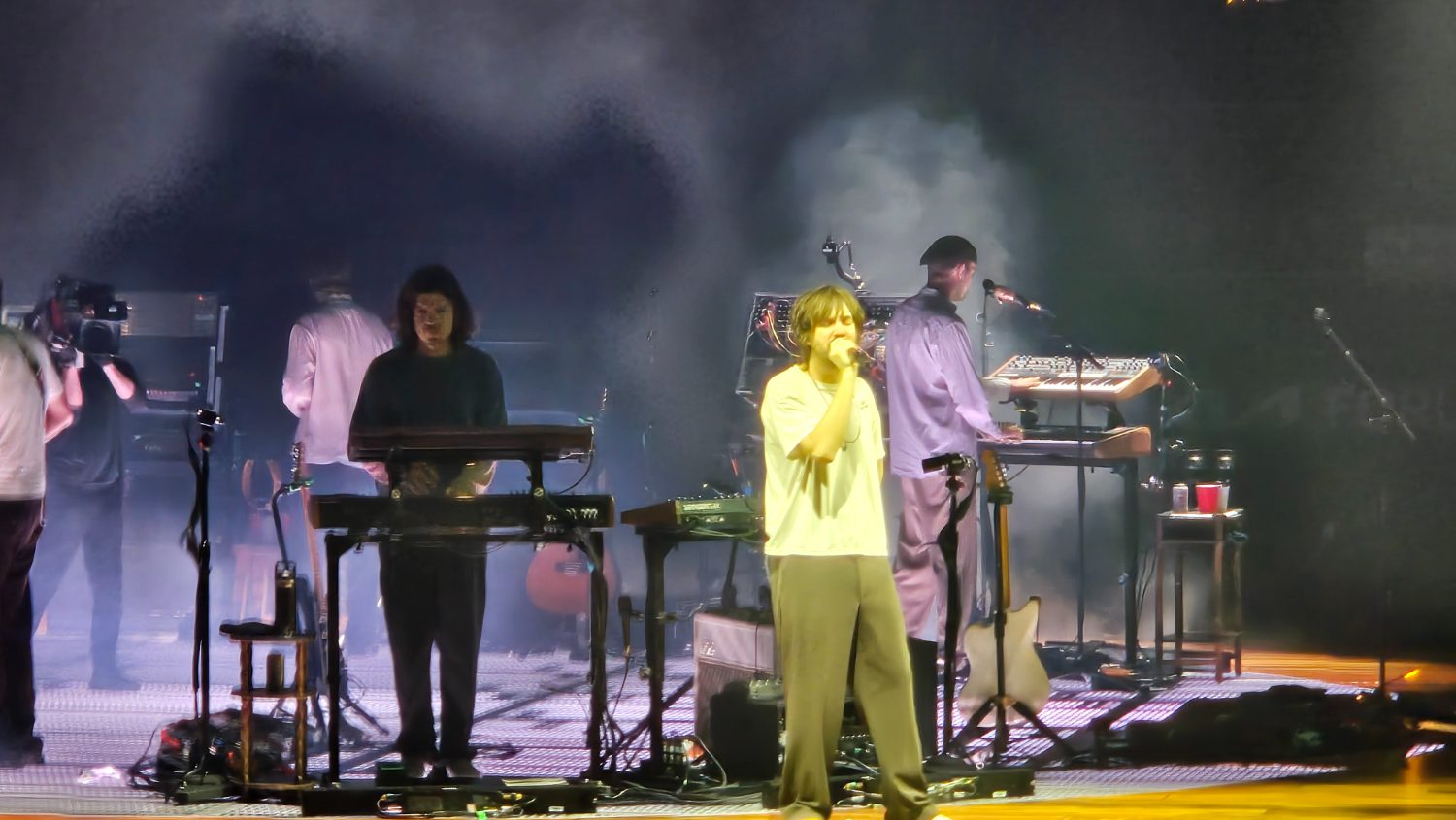 Tame Impala Closes the U.S. Deadbeat Tour with a Psychedelic Masterpiece at the Kia Forum 39 Tame Imapala Nov. 17 2025 Kia Forum Mark Stefanos 4