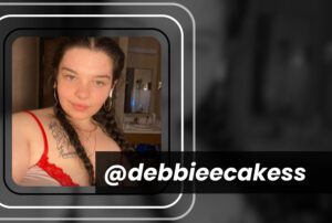 @debbieecakess