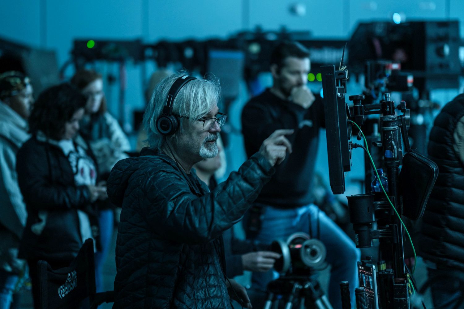 In ‘Good Luck, Have Fun, Don’t Die,’ Misfit Director Gore Verbinski Brings the AI Apocalypse to Norms on La Cienega, with Haley Lu Richardson 37 Gore Verbinski directing behind the scenes Courtesy of Briarcliff Entertainment resize