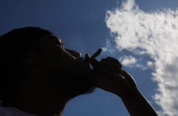 420 01 GettyImages 2147961730