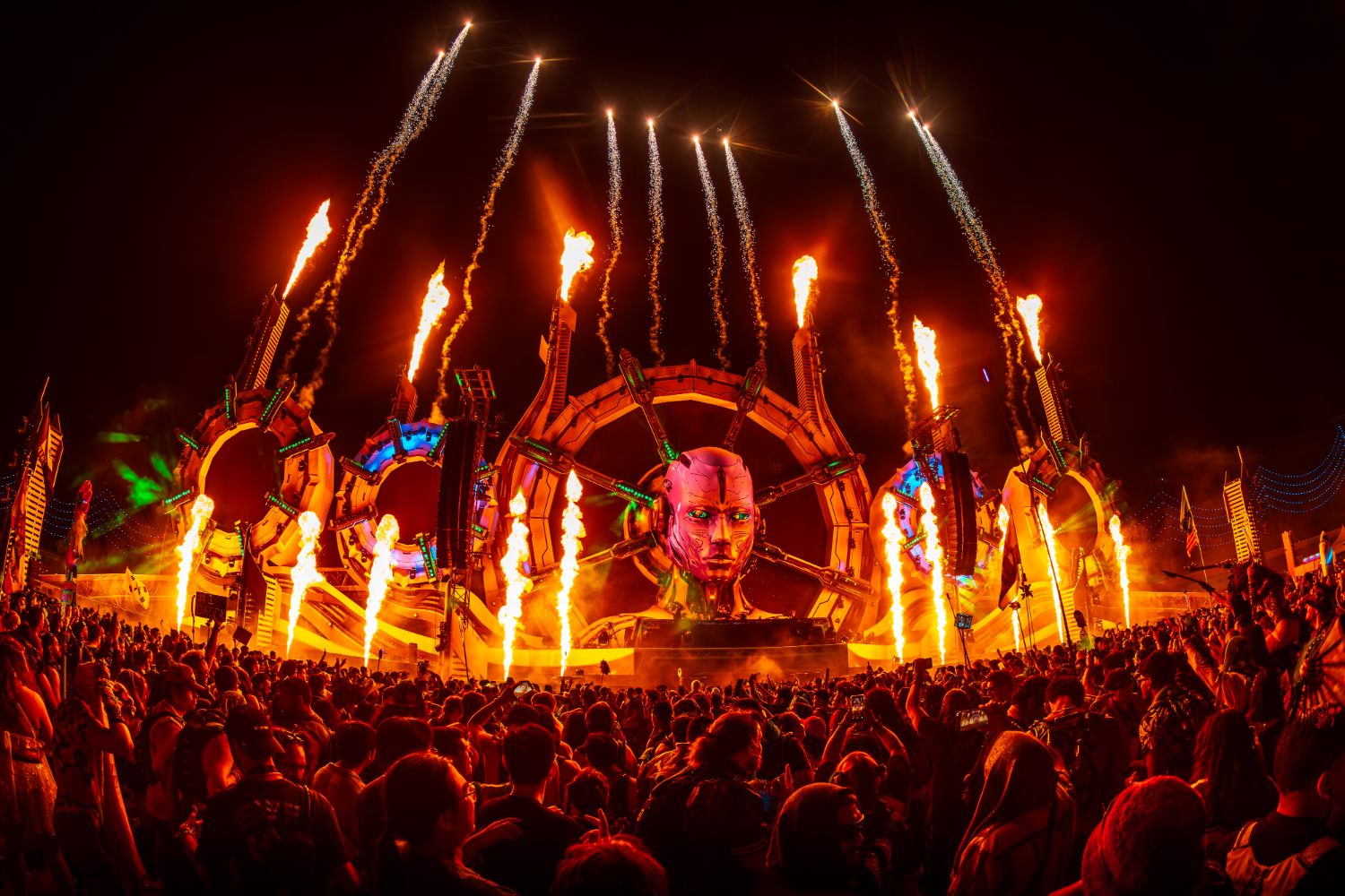 EDC 30: ‘Pasquale Did That’ — How Insomniac Founder Pasquale Rotella Grew Dance Music Without Losing the Rave 40 Jake West for EDC Las Vegas