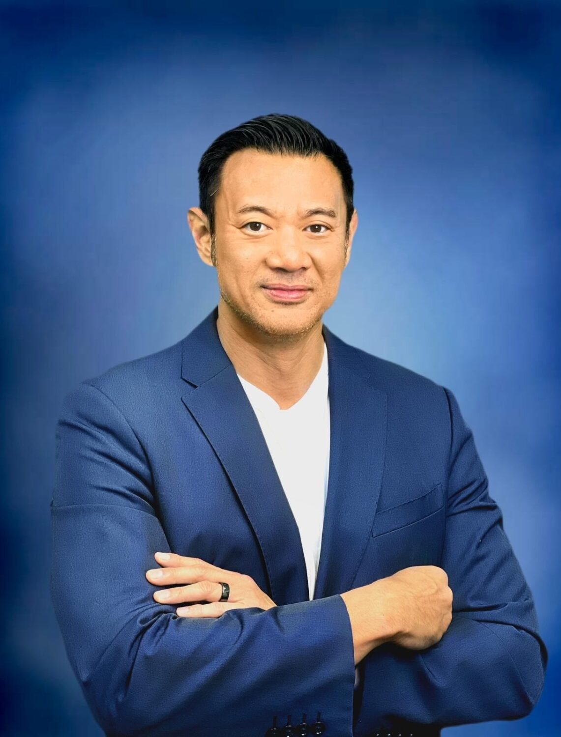 Benjamin Lee of 4BPM: Why Your 'Normal' Blood Work is Comparing You to the Sick Majority (Functional Medicine Lab Testing Exposed) 37 Benjamin Lee Headshot Suit