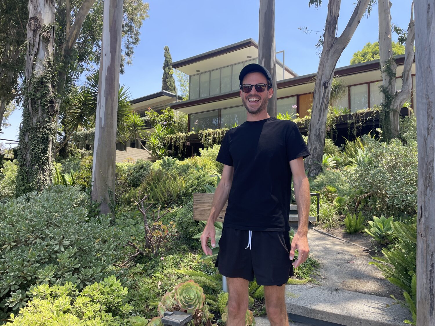 LA Explained Walking Tours Are A Hot Topic For Conversation